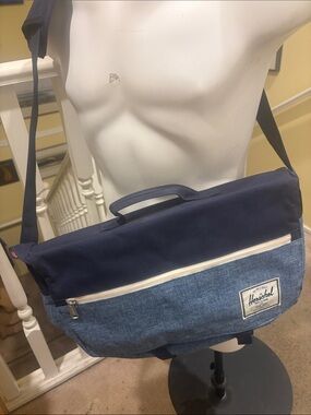 Herschel Supply Company Navy and Denim Blue Messenger Bag